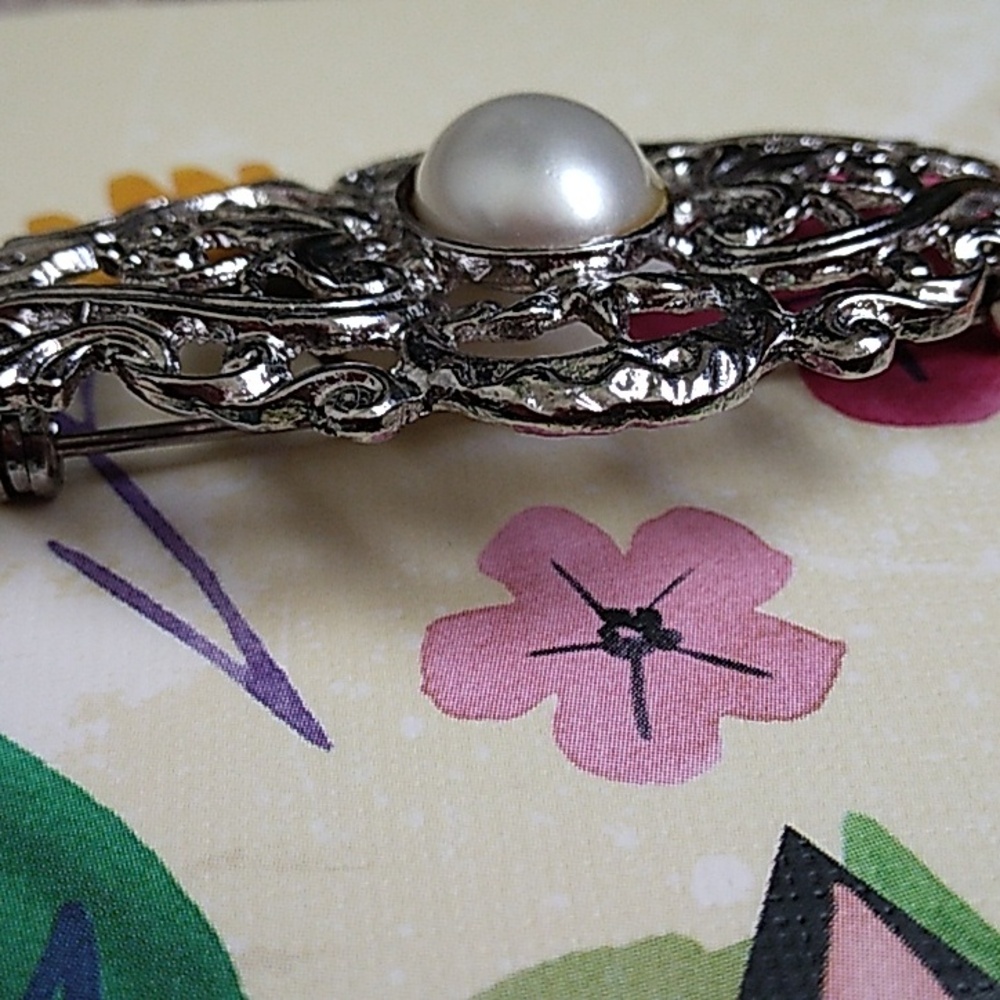 Vintage Silver Filigree Pearl Brooch - Picture 5 of 5